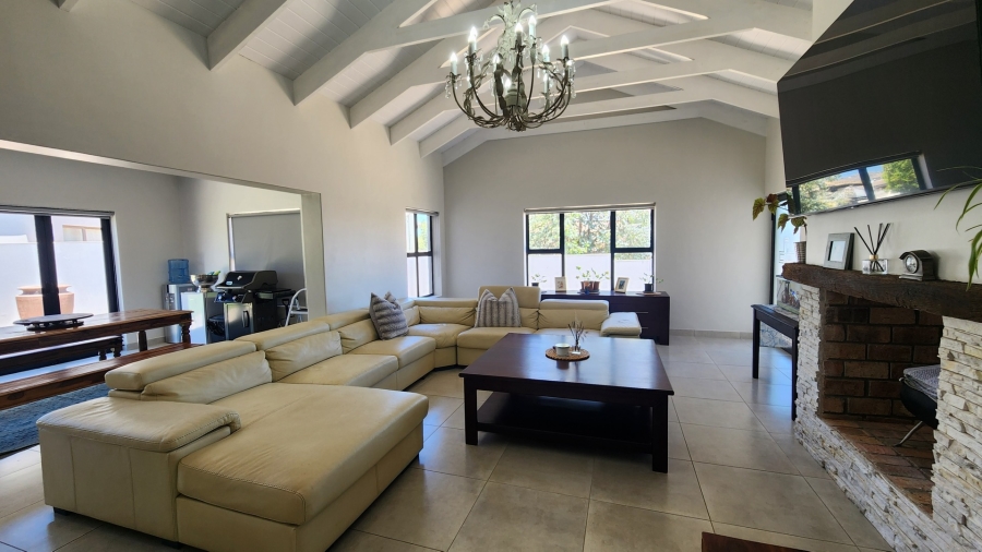 3 Bedroom Property for Sale in Country Club Western Cape